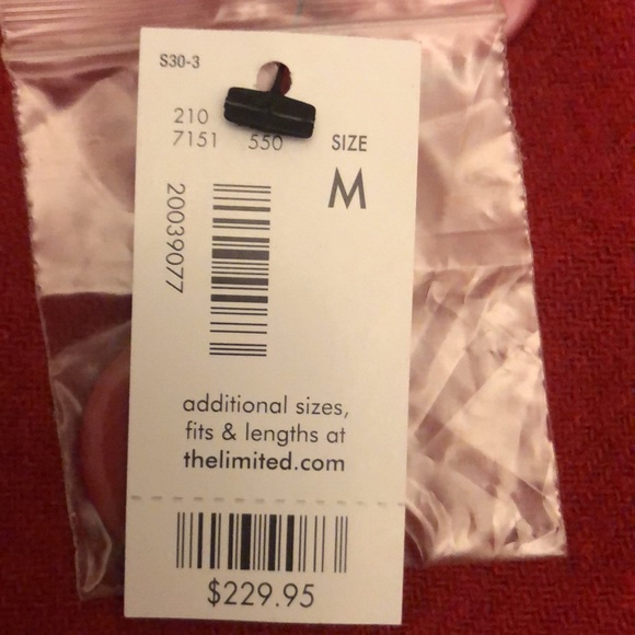 The Limited jacket 🫶🏽🎁 - Picture 8 of 9